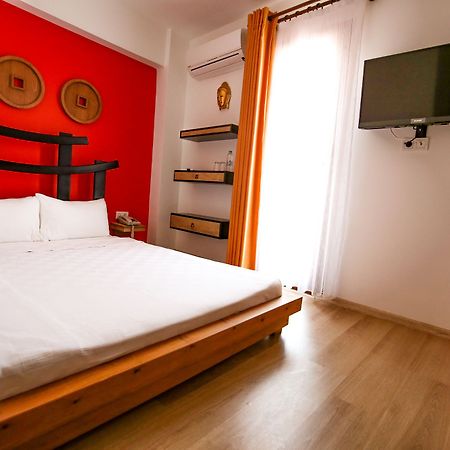 Menendi Otel Foca Εξωτερικό φωτογραφία