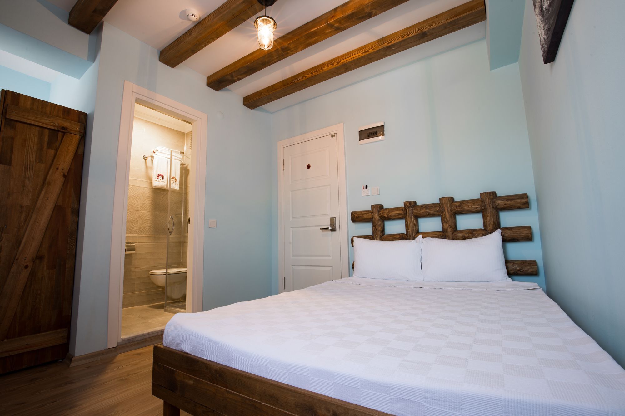 Menendi Otel Foca Εξωτερικό φωτογραφία