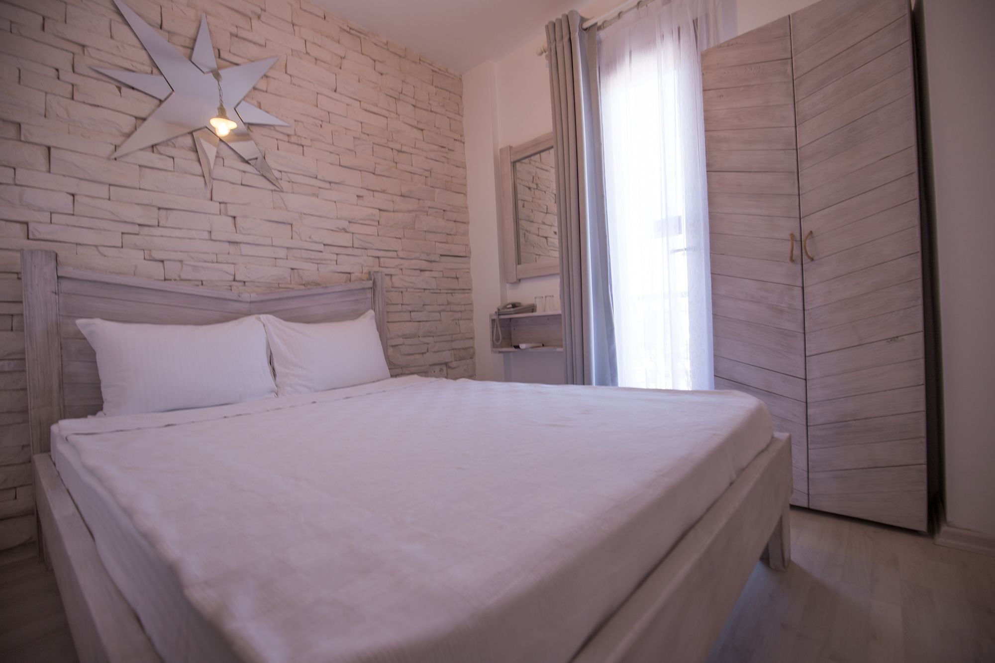 Menendi Otel Foca Εξωτερικό φωτογραφία